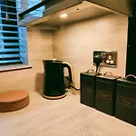 City Centre Apartment- Beautiful Old Town- With Parking